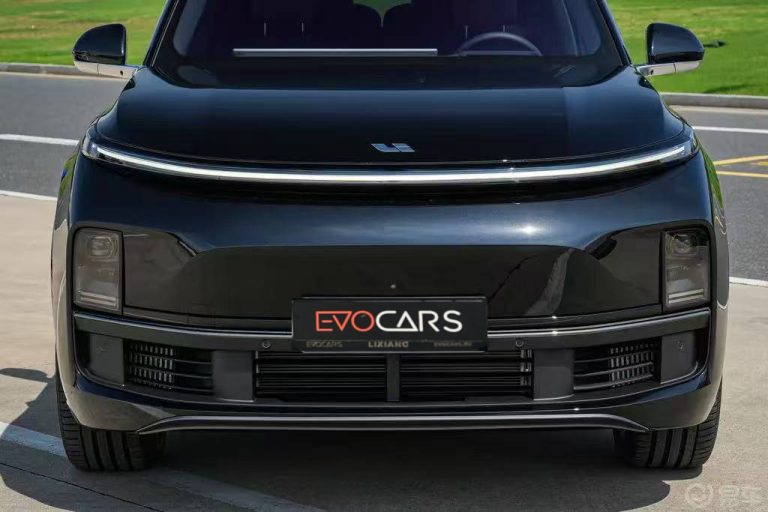 Вице-президент Li Auto: рестайлинга Lixiang серии L и модели Mega в 2025 году не будет