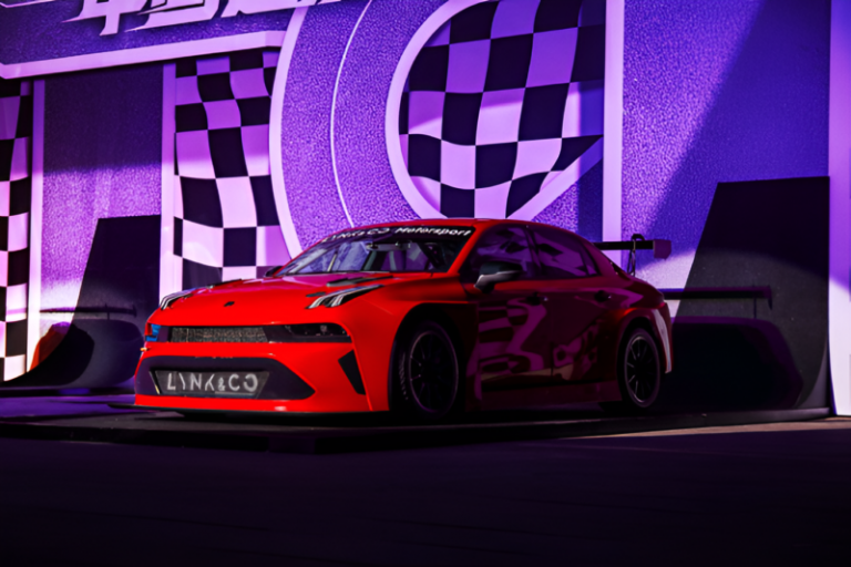 Lynk & Co 03+ TCR